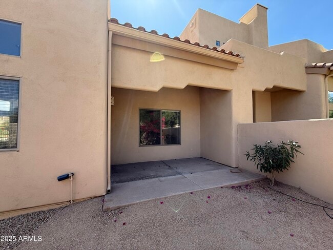 Building Photo - 9065 E Gary Rd