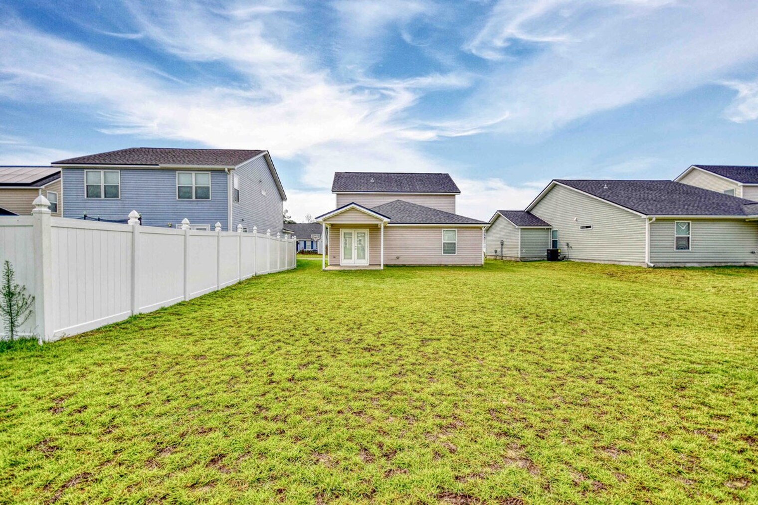 Building Photo - 4573 Rivers Landing Dr