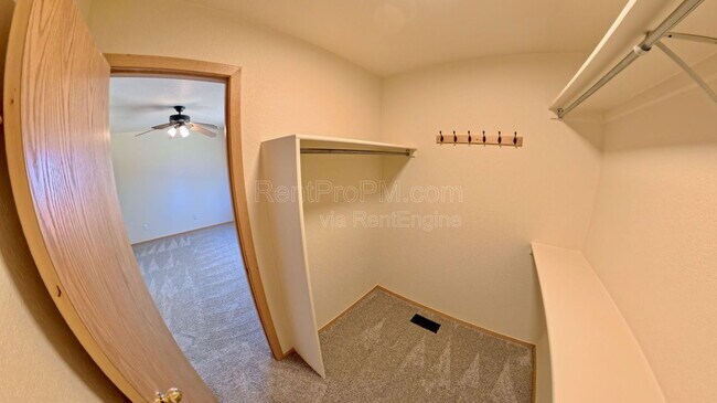 Building Photo - 1514 Carmela Ct