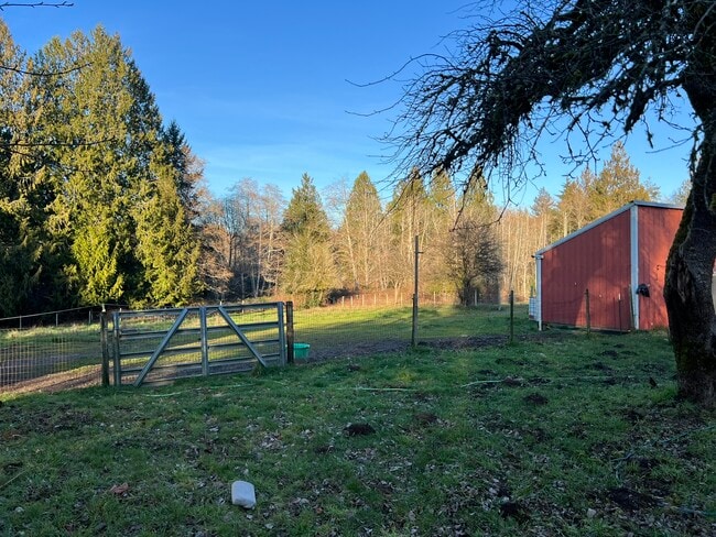 Building Photo - 15607 62nd Ave NW