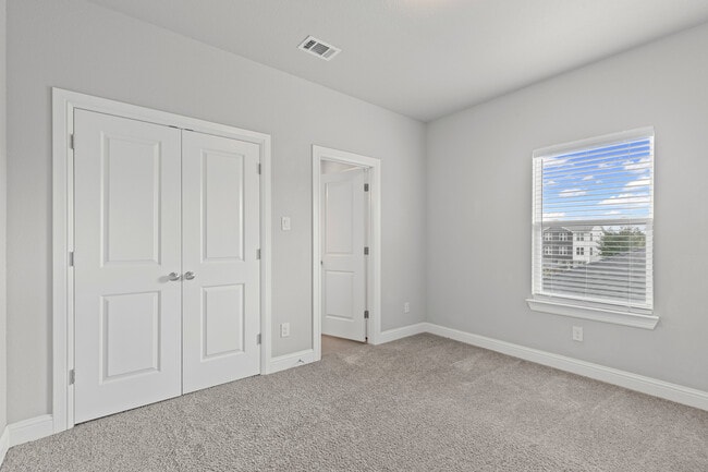 Building Photo - 3138 Wayside Ave