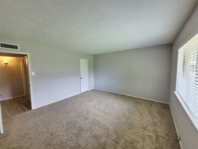 Building Photo - 16706 Moary Firth Dr