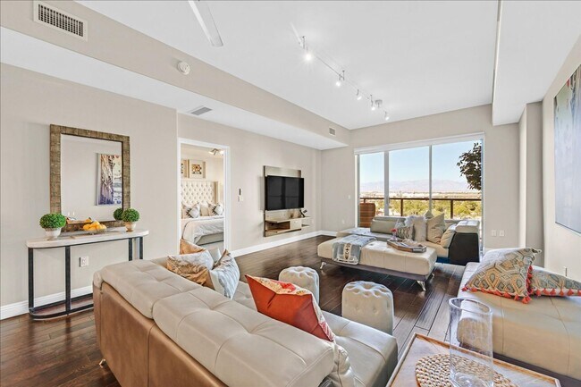 Building Photo - Designer Furnished Beauty at One Las Vegas!
