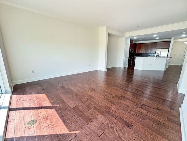 Building Photo - A 2 BR Lifestyle of Luxury at One Vinings Mountain!