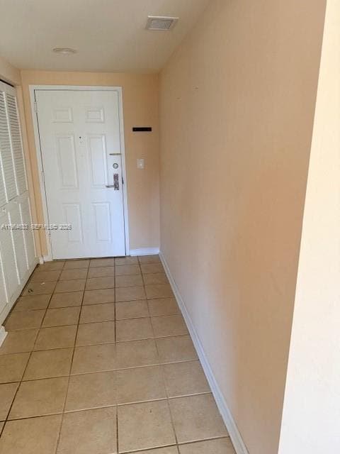 Building Photo - 19501 W Country Club Dr