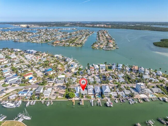Building Photo - 341 Boca Ciega Dr