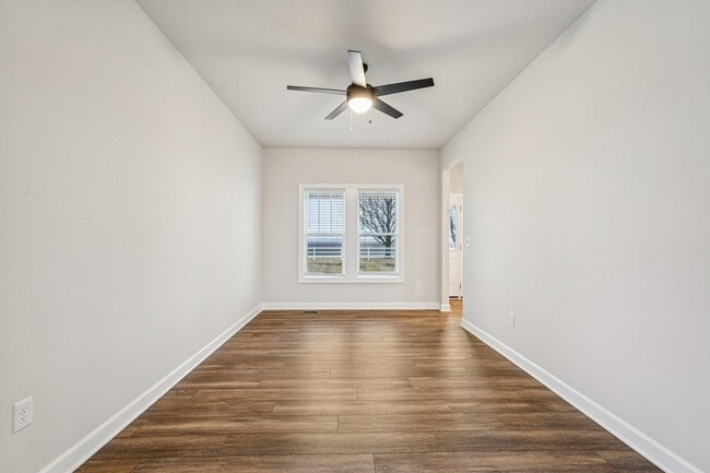 Building Photo - 3916 County Rd F North