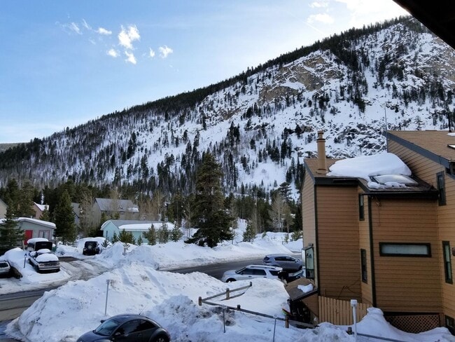 Building Photo - Long Term Rental- Cedar Lodge 207