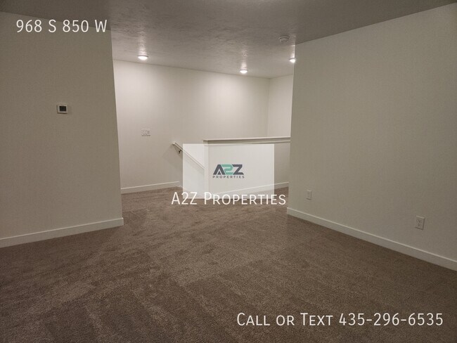 Building Photo - 968 S 850 W