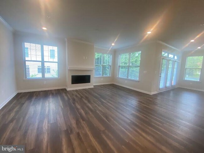Building Photo - 506 Nursery Ln