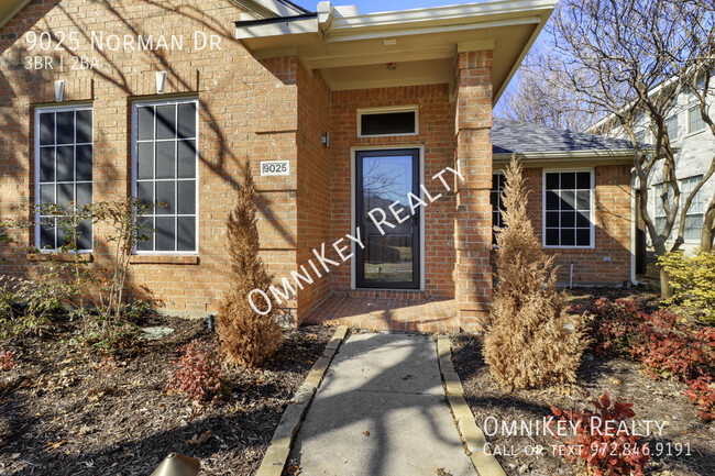 Building Photo - 9025 Norman Dr