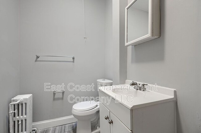 Building Photo - 2419 McCulloh St