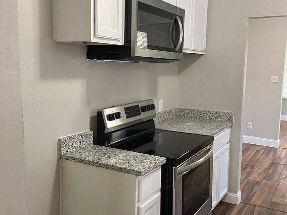 Building Photo - 616 E Gandy St