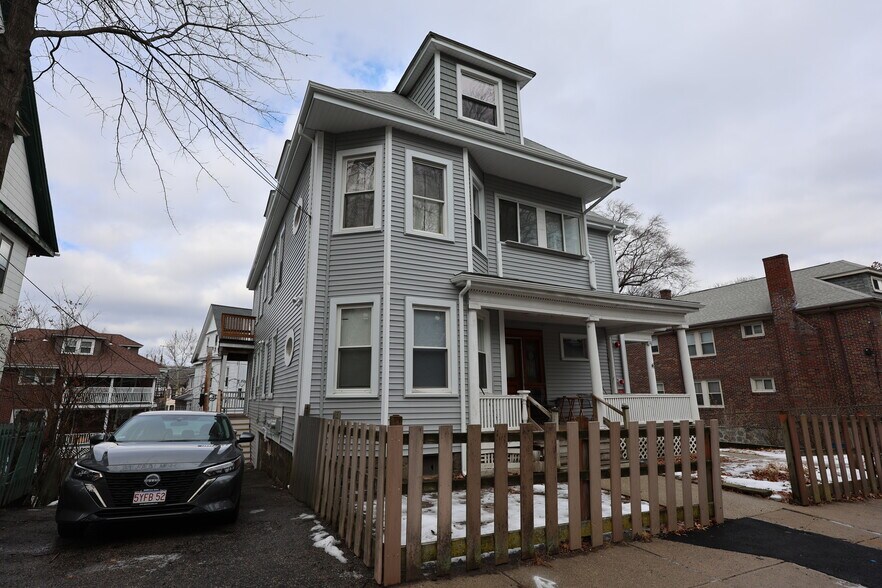 Building Photo - 33 Ridgemont St