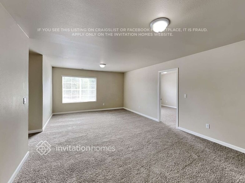 Building Photo - 13610 117th Ave E
