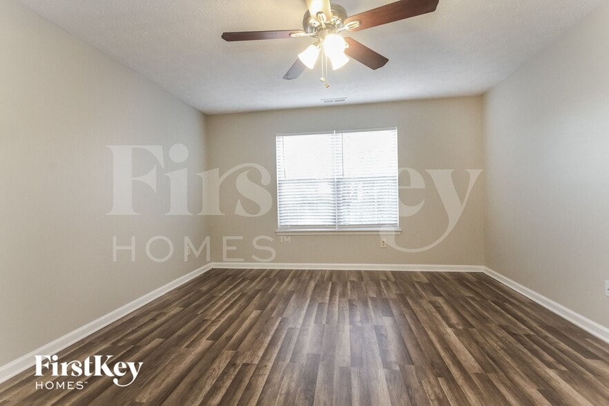 Building Photo - 235 Heartwood Hill