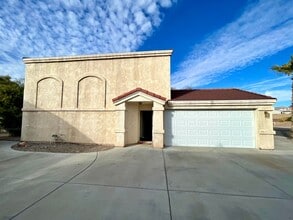 Building Photo - 3448 Sunriver Rd