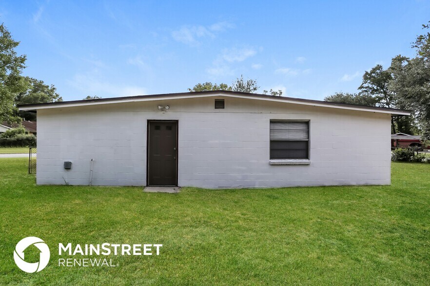 Building Photo - 4653 Haldis Ave