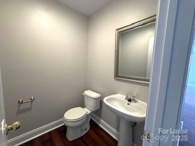 Building Photo - 10942 Dry Stone Dr