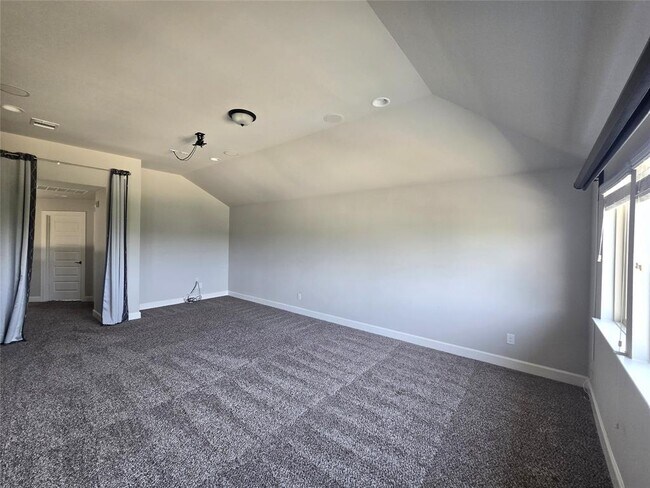 Building Photo - 340 Cross Timbers Dr