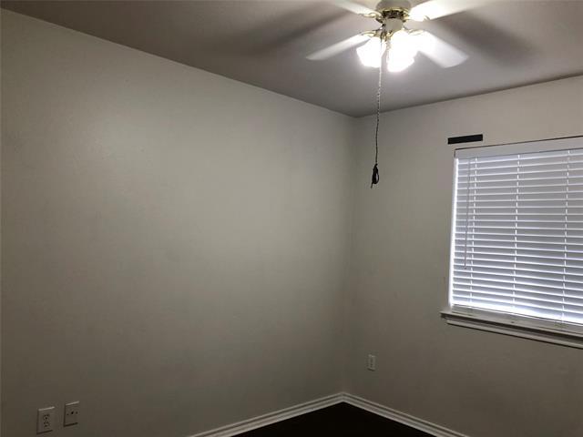 Building Photo - 2627 Mountain View Dr