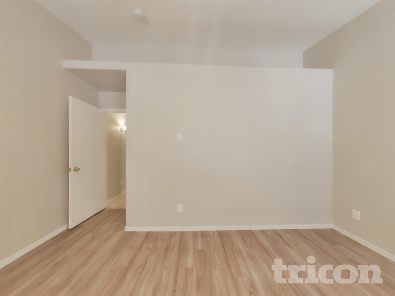 Building Photo - 3628 W Firehawk Dr