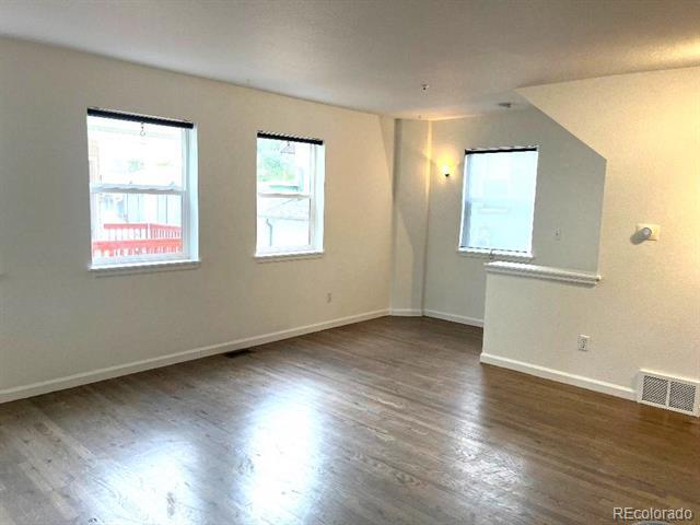 Building Photo - 1825 Canyon Blvd