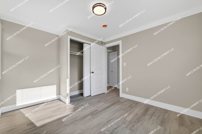 Building Photo - Completely Renovated 2-Bedroom Home in Westland!