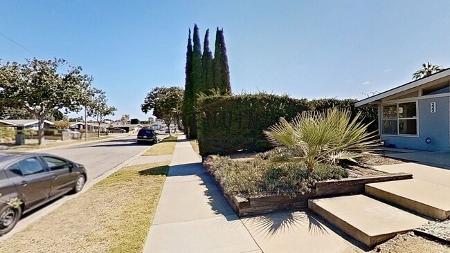 Building Photo - 3Bd 2Ba Home in the Heart of Orange