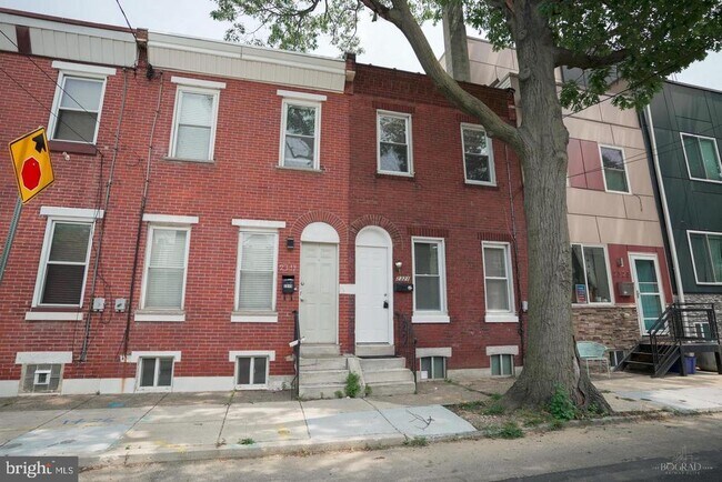 Building Photo - 2321 E Boston St