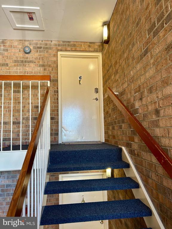 Building Photo - 18624 Walkers Choice Rd