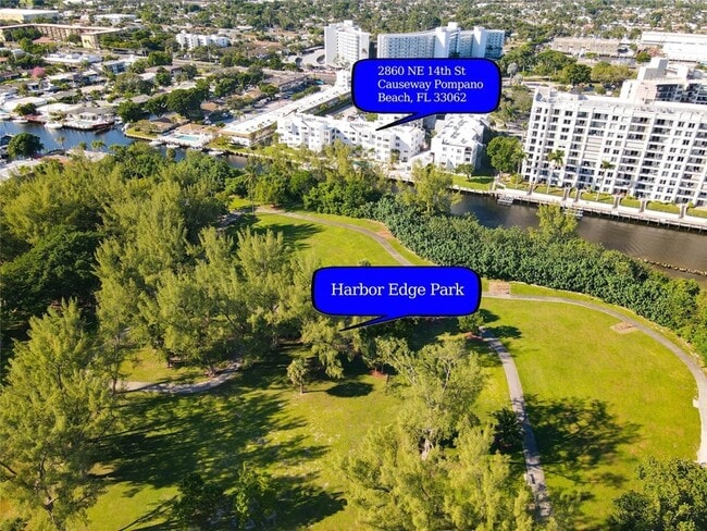 Building Photo - 2860 NE 14th St