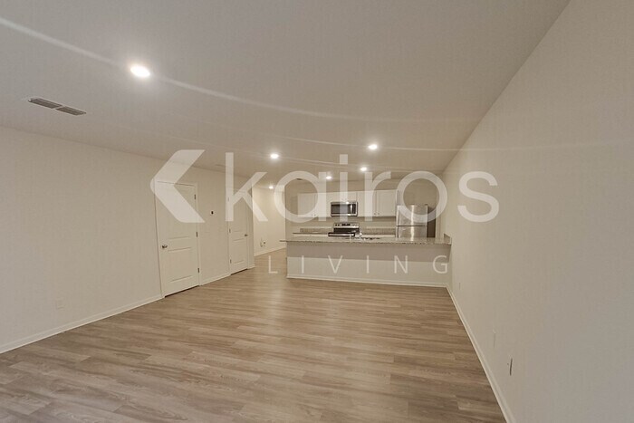 Building Photo - 308 Ironwood Ct