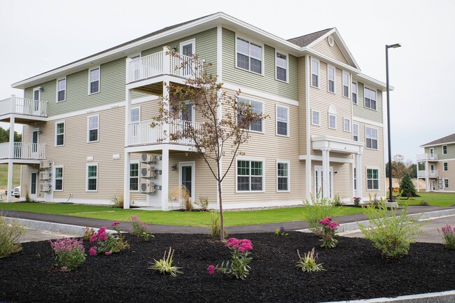 Building Photo - Fox Ridge Crossing at Kelly Park