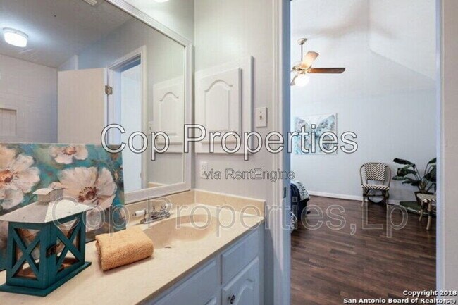 Building Photo - 6234 Welles Creek Dr