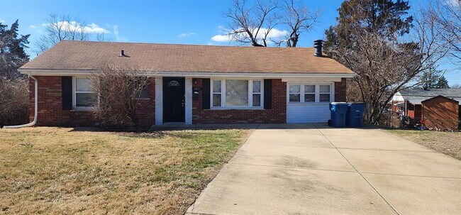 Building Photo - 3-Bedroom Home in Prime Affton Location with Modern Upgrades & Covered Deck
