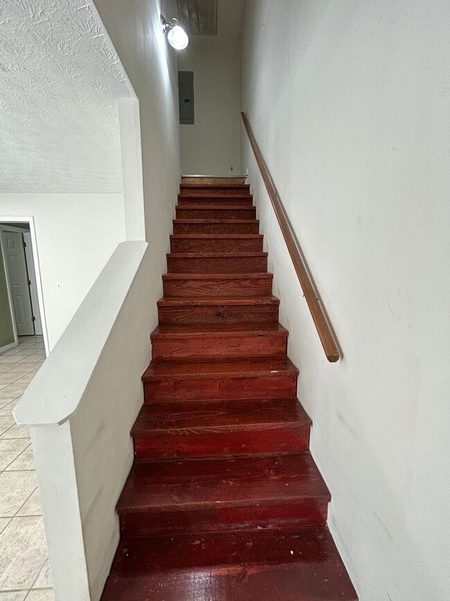 Building Photo - 2692 Callier Springs Rd SE