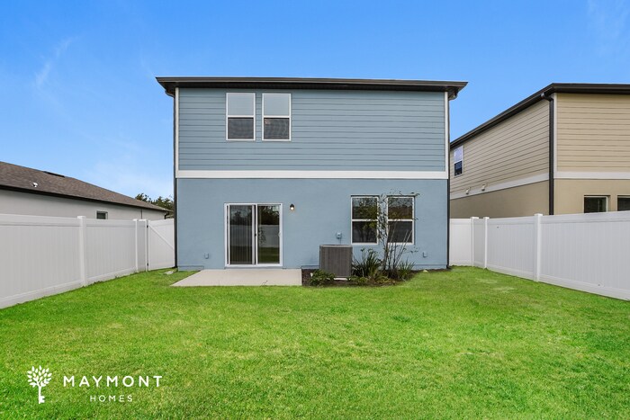 Building Photo - 2705 Island Pond Dr