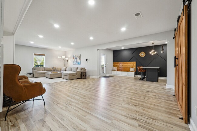 Building Photo - 4440 Croftshire Pl