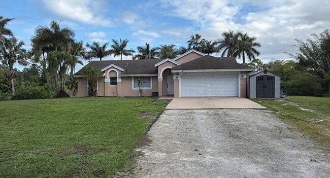 Building Photo - 15665 66th Ct N