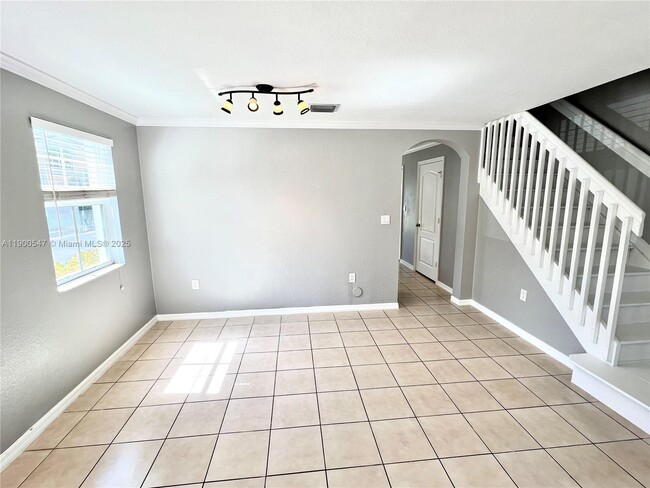 Building Photo - 12804 SW 31st St