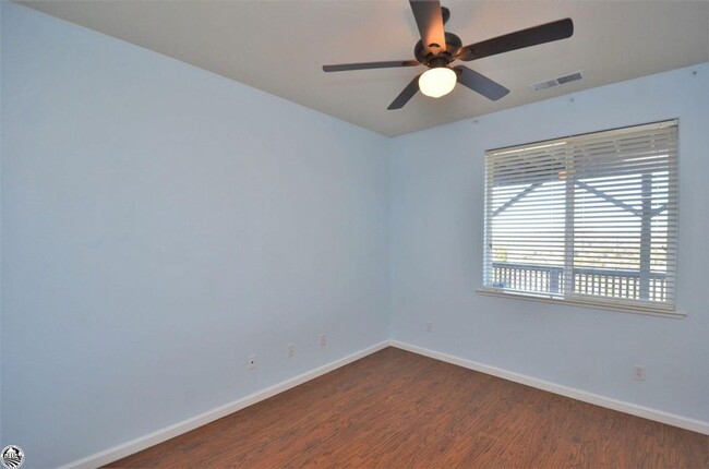 Building Photo - Gorgeous Views from the Morning Star Subdi...