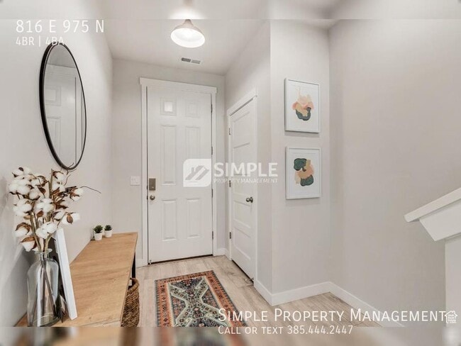 Building Photo - 816 E 975 N