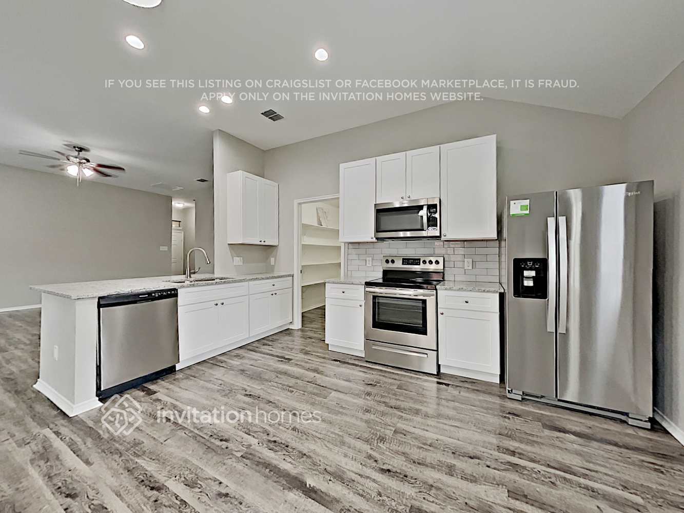 Building Photo - 8824 King Ranch Dr