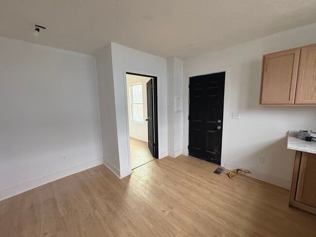 Building Photo - 1311 Ramsey St