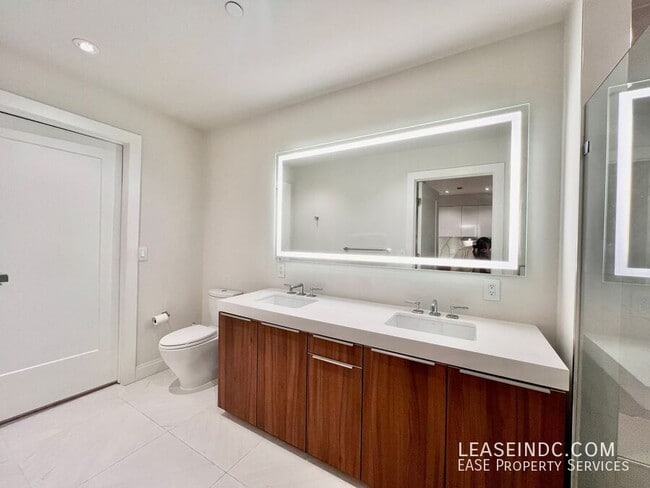 Building Photo - 1427 Rhode Island Ave NW