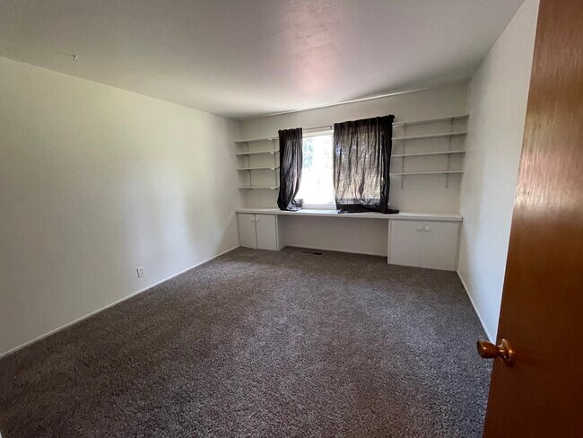 Building Photo - 1431 Muir Ave