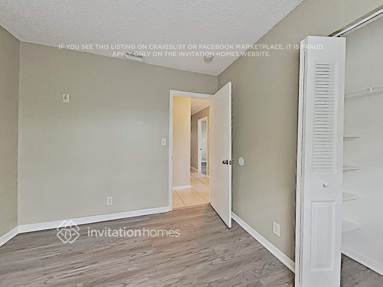 Building Photo - 10940 NW 21st St