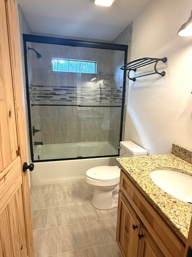 Building Photo - Sandy Gap Cabin