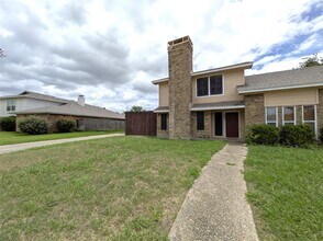 Building Photo - 3302 Townbluff Pl